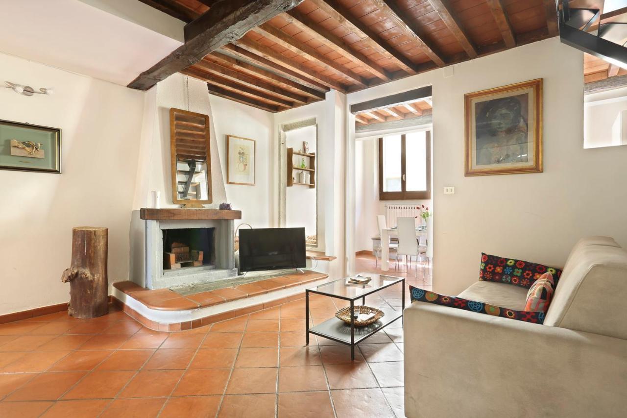 Tornabuoni Apartment In Central Florence Firenze Bagian luar foto